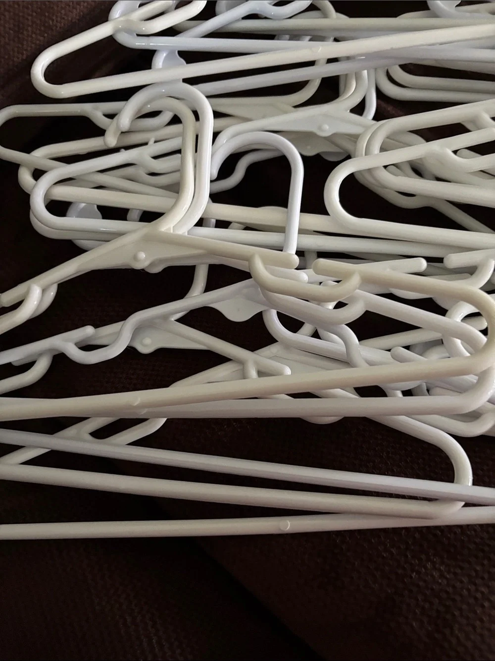 30 kids White Plastic Closet Hangers - Multipack Organizer